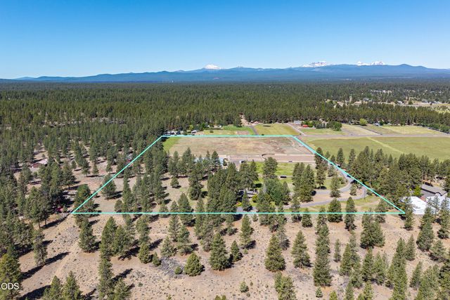 60266 Tekampe Road, Bend, OR 97702