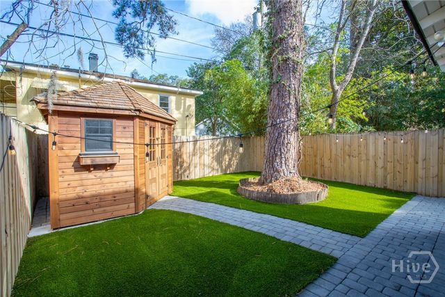 1320 E 40th Street, Savannah, GA 31404