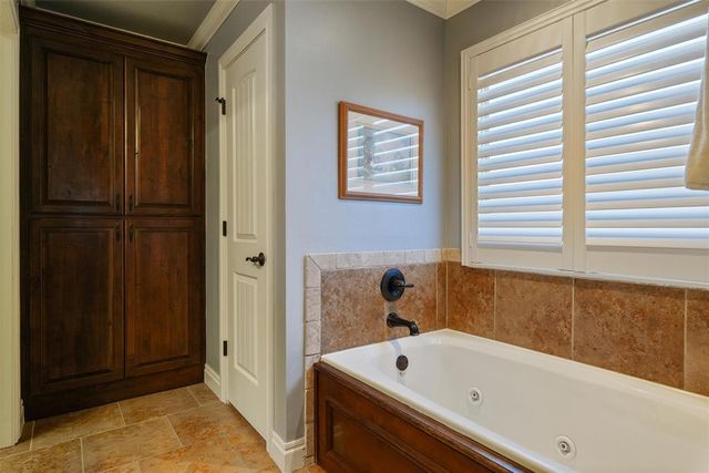 2413 NW 156th Street, Edmond, OK 73013