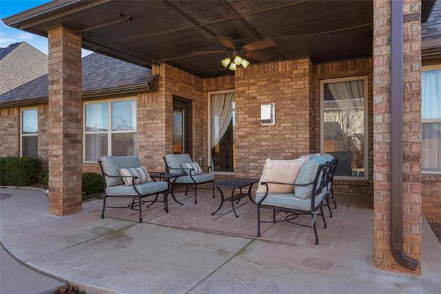 2413 NW 156th Street, Edmond, OK 73013