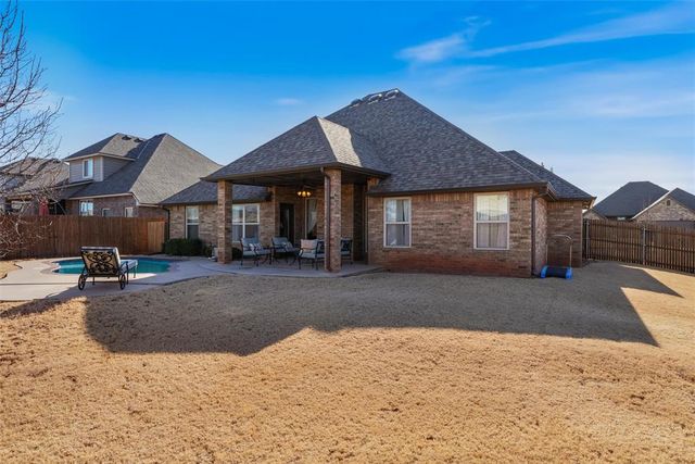 2413 NW 156th Street, Edmond, OK 73013