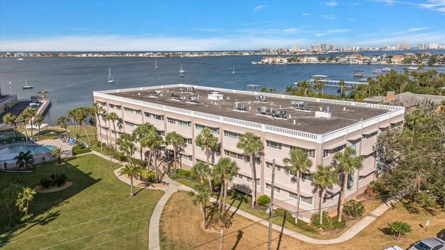 100 BLUFF VIEW DRIVE 209B, Belleair Bluffs, FL 33770