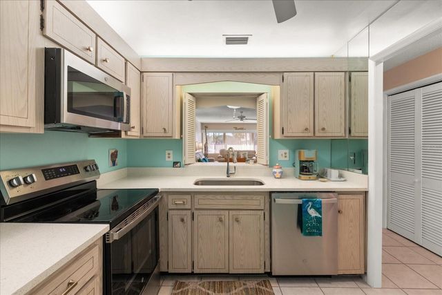 100 BLUFF VIEW DRIVE 209B, Belleair Bluffs, FL 33770