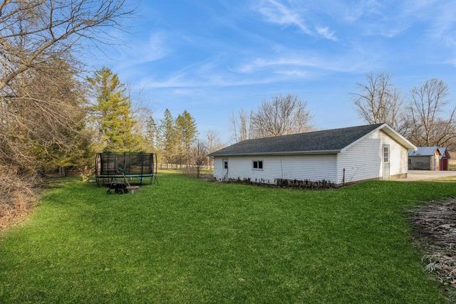 N816 DEPOT ROAD, Dale, WI 54931
