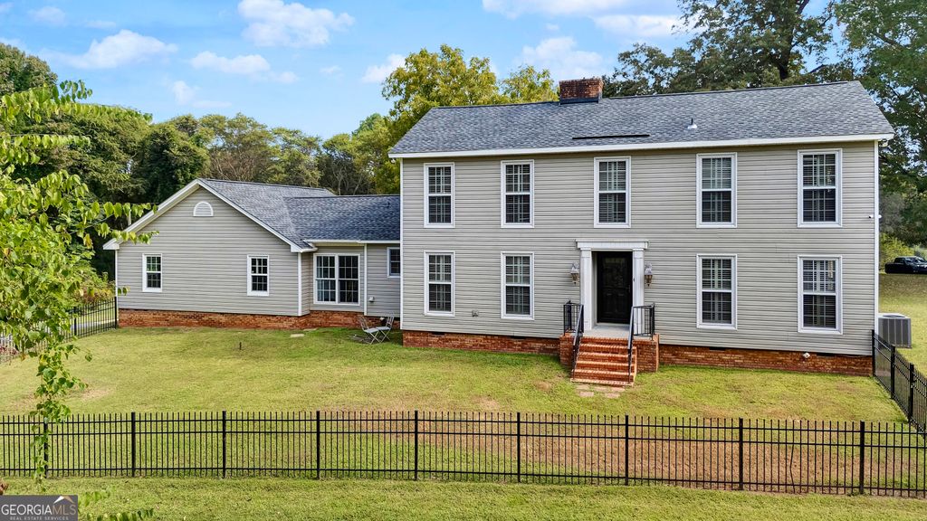 148 Simmons Street, Trion, GA 30753
