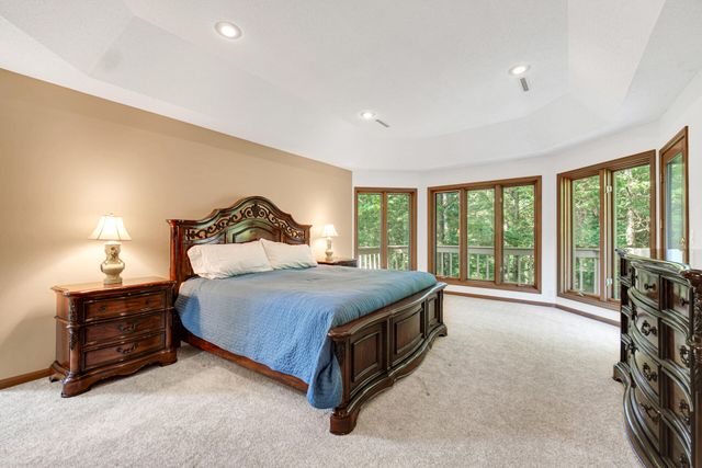 2102 Emmett Court, Valparaiso, IN 46385