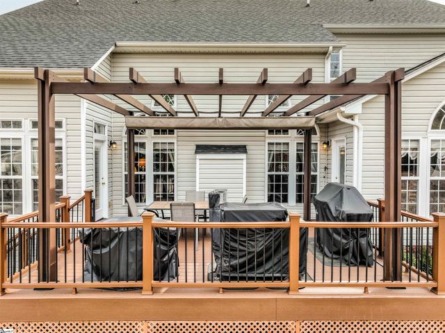 19 Neyland Drive, Fountain Inn, SC 29644