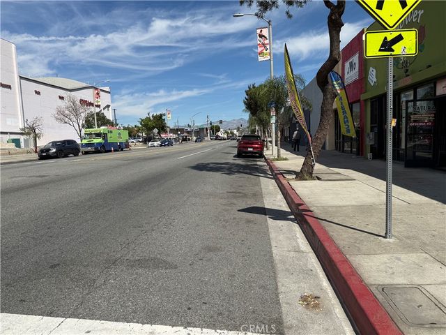 936 S Atlantic, Los Angeles, CA 90022