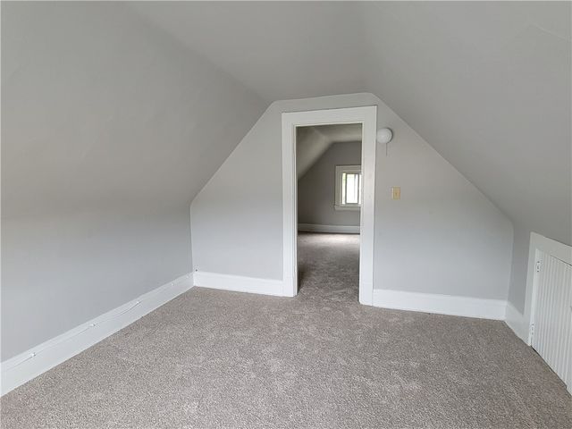 1110 5th Ave, Coraopolis, PA 15108