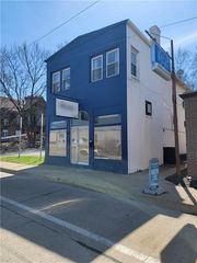 1110 5th Ave, Coraopolis, PA 15108