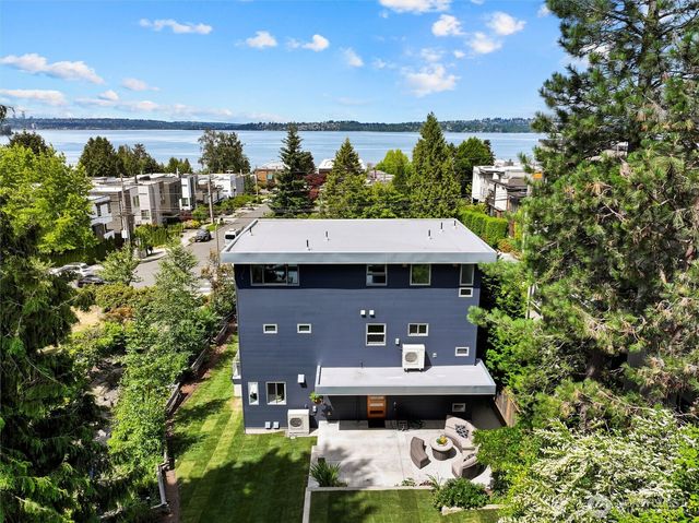6304 Lakeview Drive, Kirkland, WA 98033