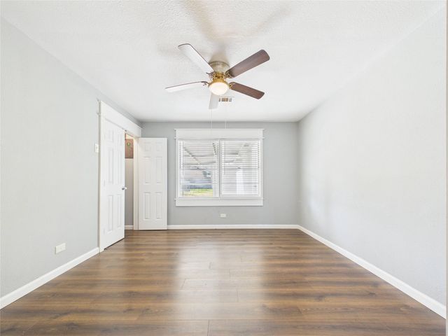 1212 Alamo Street, Rosenberg, TX 77471