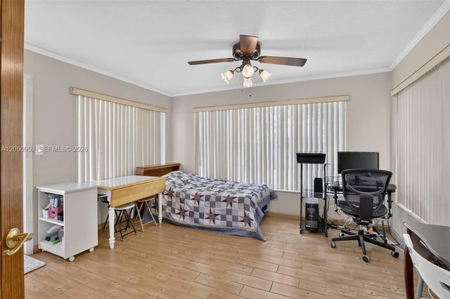 206 N 32nd Ave, Hollywood, FL 33021