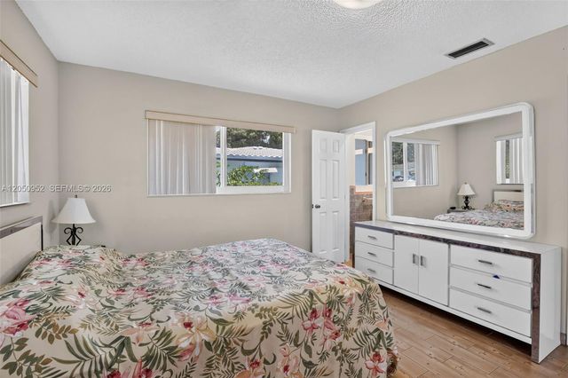 206 N 32nd Ave, Hollywood, FL 33021