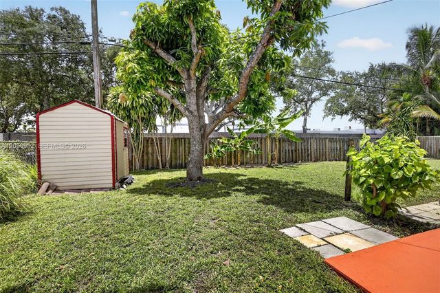 206 N 32nd Ave, Hollywood, FL 33021