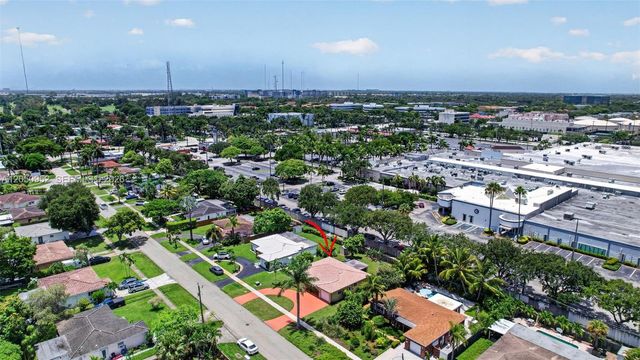 206 N 32nd Ave, Hollywood, FL 33021
