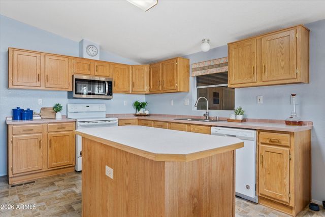 3700 S Tomahawk Road 91, Apache Junction, AZ 85119