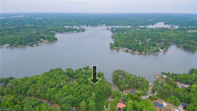 166 Larkspur Lane, Lexington, NC 27292