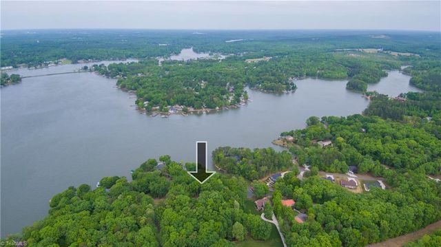 166 Larkspur Lane, Lexington, NC 27292