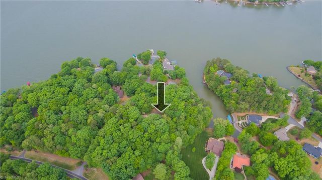 166 Larkspur Lane, Lexington, NC 27292