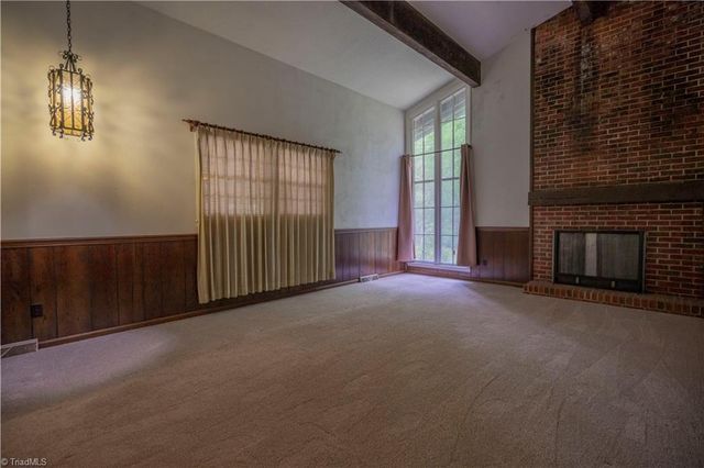 166 Larkspur Lane, Lexington, NC 27292