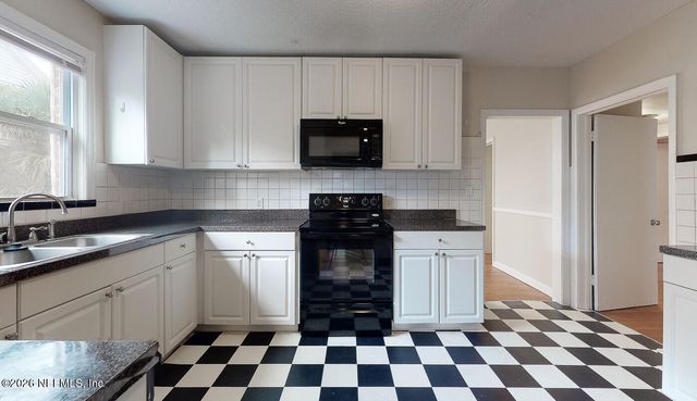 1274 BELMONT Terrace 1, Jacksonville, FL 32207