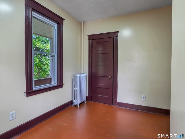 2-4 Mortson Street 2nd Floor, Hartford, CT 06106