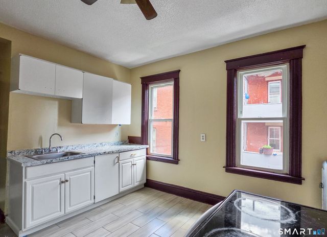 2-4 Mortson Street 2nd Floor, Hartford, CT 06106