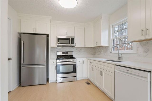 700 Ladora Drive, Dallas, GA 30157