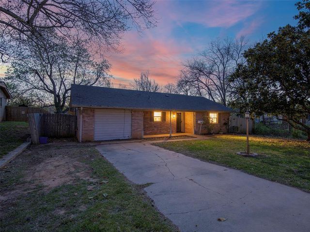 30 Seneca Drive, Shawnee, OK 74801