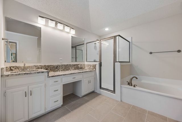 9021 Lakepointe Avenue, Rowlett, TX 75088