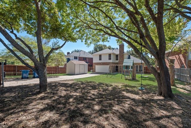 9021 Lakepointe Avenue, Rowlett, TX 75088