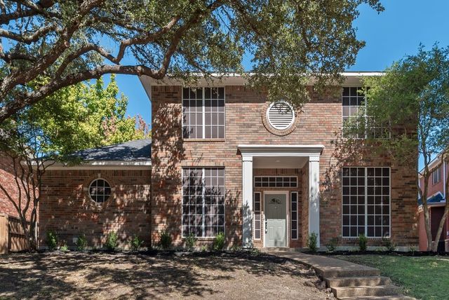 9021 Lakepointe Avenue, Rowlett, TX 75088