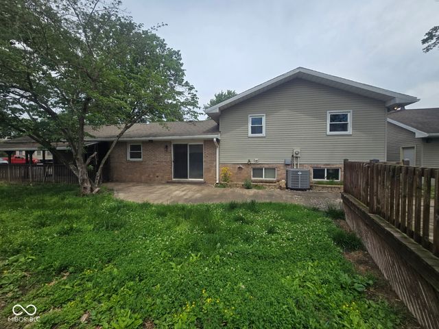 6567 Heather Lane, Terre Haute, IN 47805