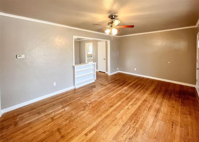 208 E 14th Street, Edmond, OK 73034