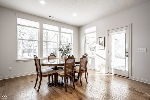 9591 Summerton Drive, Fishers, IN 46037