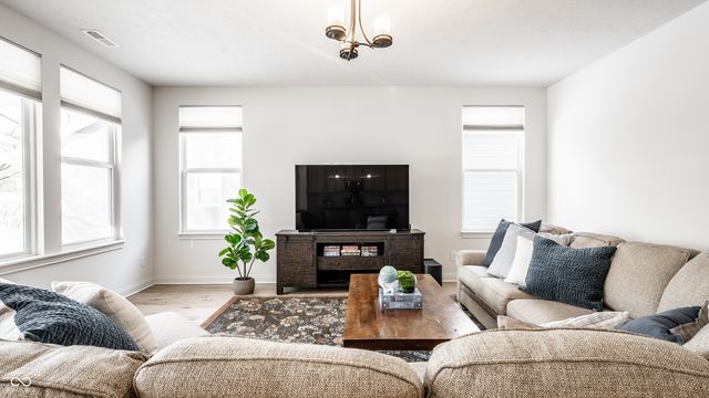 9591 Summerton Drive, Fishers, IN 46037