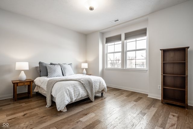 9591 Summerton Drive, Fishers, IN 46037