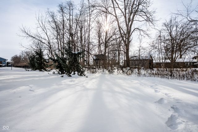 9591 Summerton Drive, Fishers, IN 46037