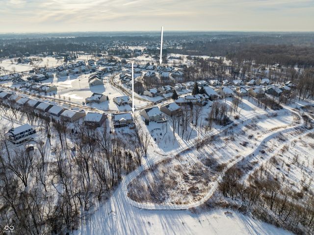 9591 Summerton Drive, Fishers, IN 46037