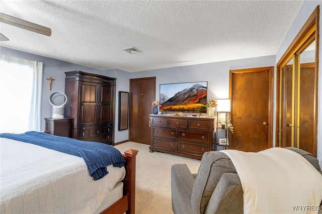 1312 Ivygreen Court, North Tonawanda, NY 14120