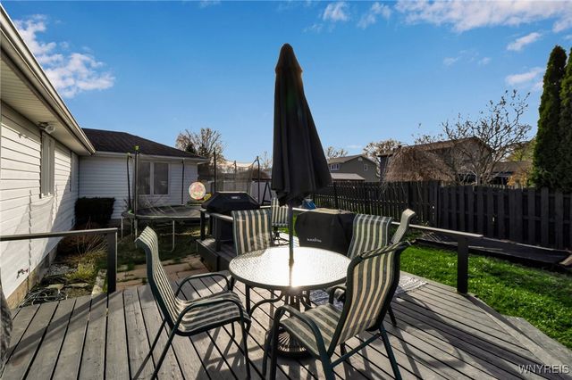 1312 Ivygreen Court, North Tonawanda, NY 14120