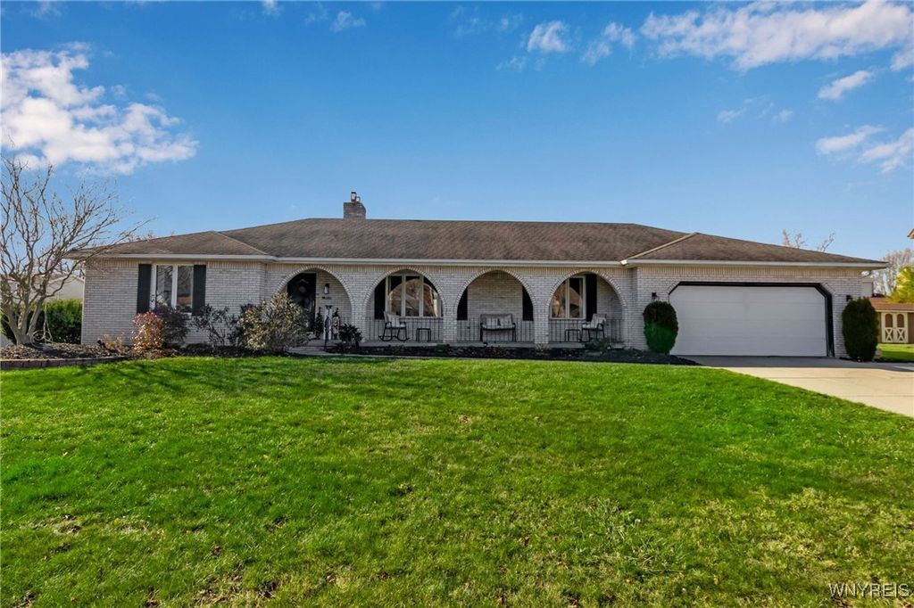 1312 Ivygreen Court, North Tonawanda, NY 14120