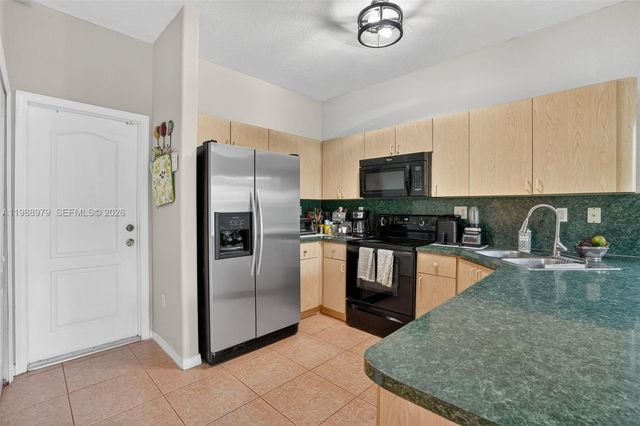14490 SW 180th St, Miami, FL 33177