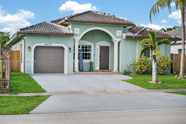 14490 SW 180th St, Miami, FL 33177