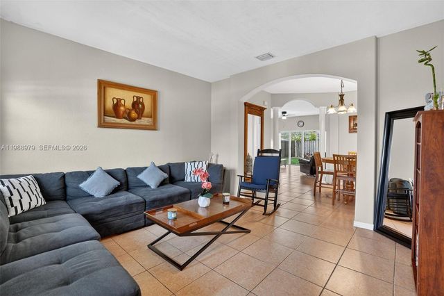 14490 SW 180th St, Miami, FL 33177