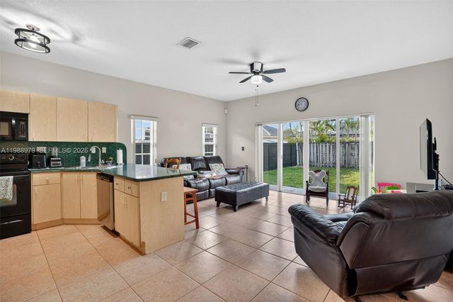 14490 SW 180th St, Miami, FL 33177