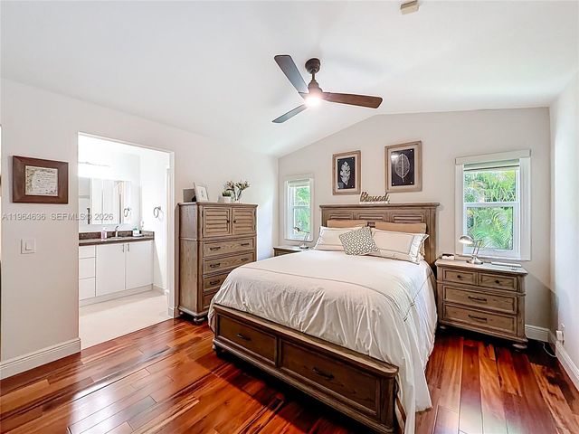 1536 Presidio Dr, Weston, FL 33327