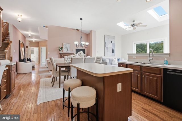 1222 INDIAN TRAIL DR, Downingtown, PA 19335