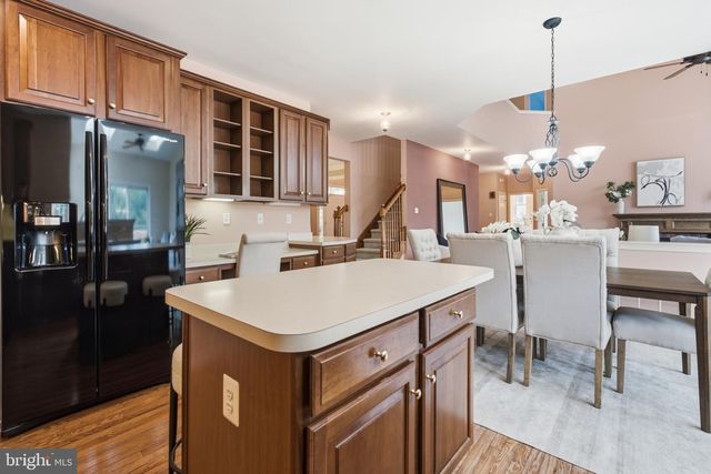 1222 INDIAN TRAIL DR, Downingtown, PA 19335